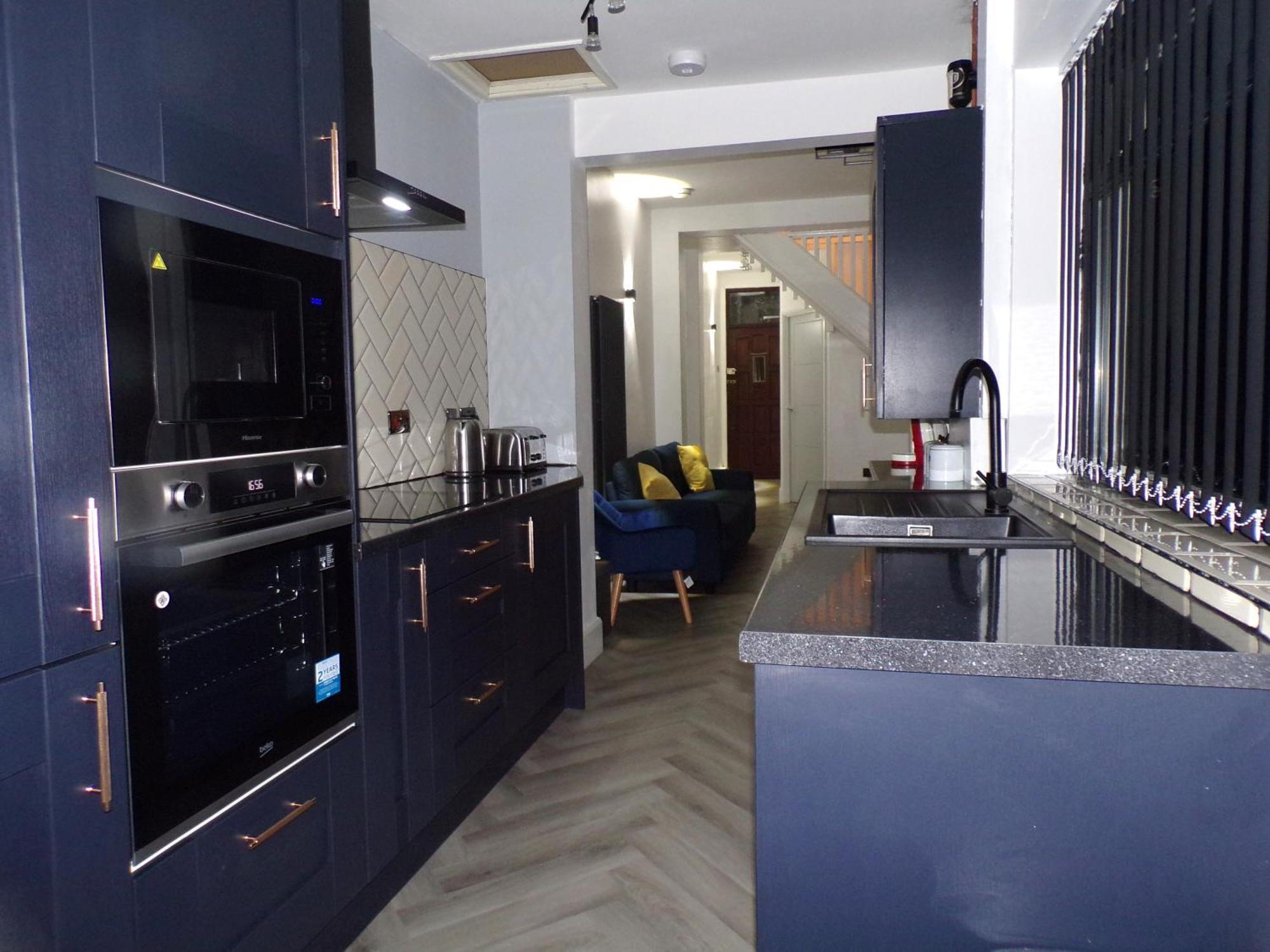 Hazelhurst House - 4 Bedrooms 2 Bathrooms Stoke-on-Trent Extérieur photo